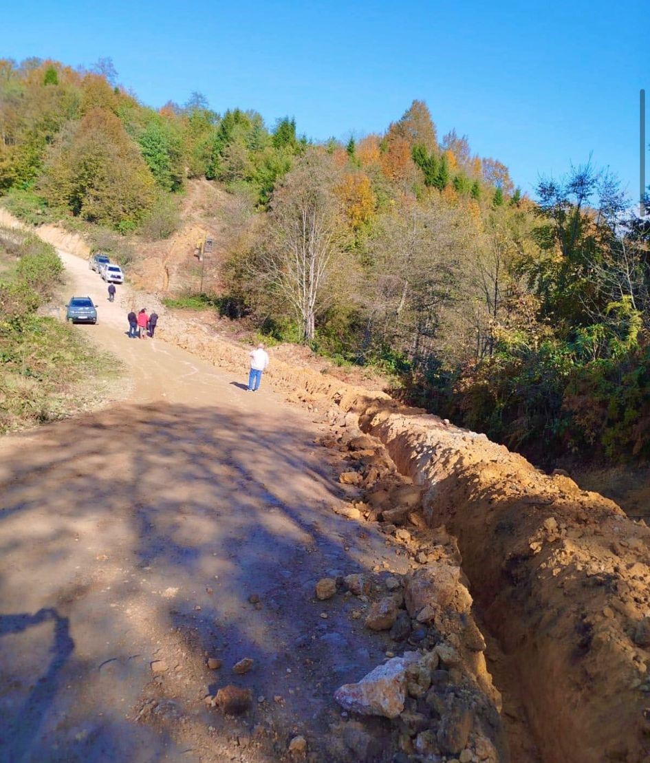 Giresun İl Özel İdaresi Piraziz  İlçesi Deregözü köyünde içme suyu tesisi  ve isale hattı yapımı başlandı.